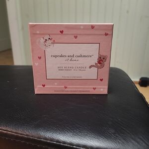 cupcakes & cashmere 🕯Pink Soy Blend Candle